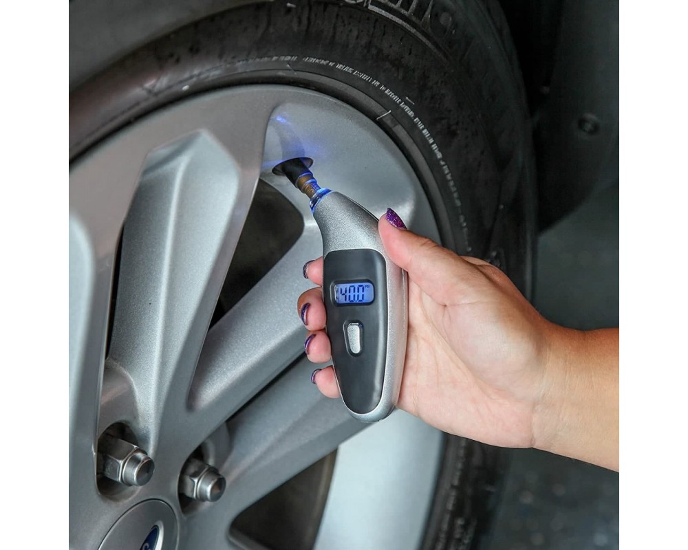 Digital tire air gauge